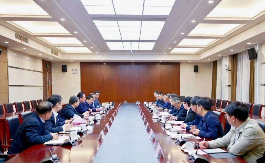 會(huì)議現(xiàn)場(chǎng)（鄂州發(fā)電公司供稿）